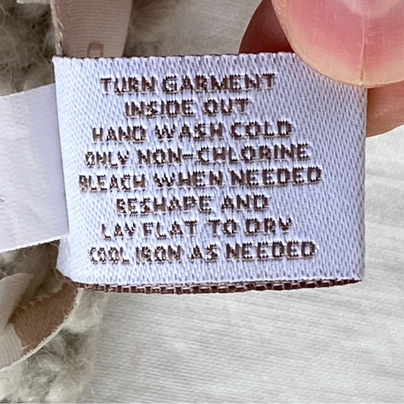 Chico's Chunky Knit Wool Blend Pullover Sweater - Picture 4 of 7